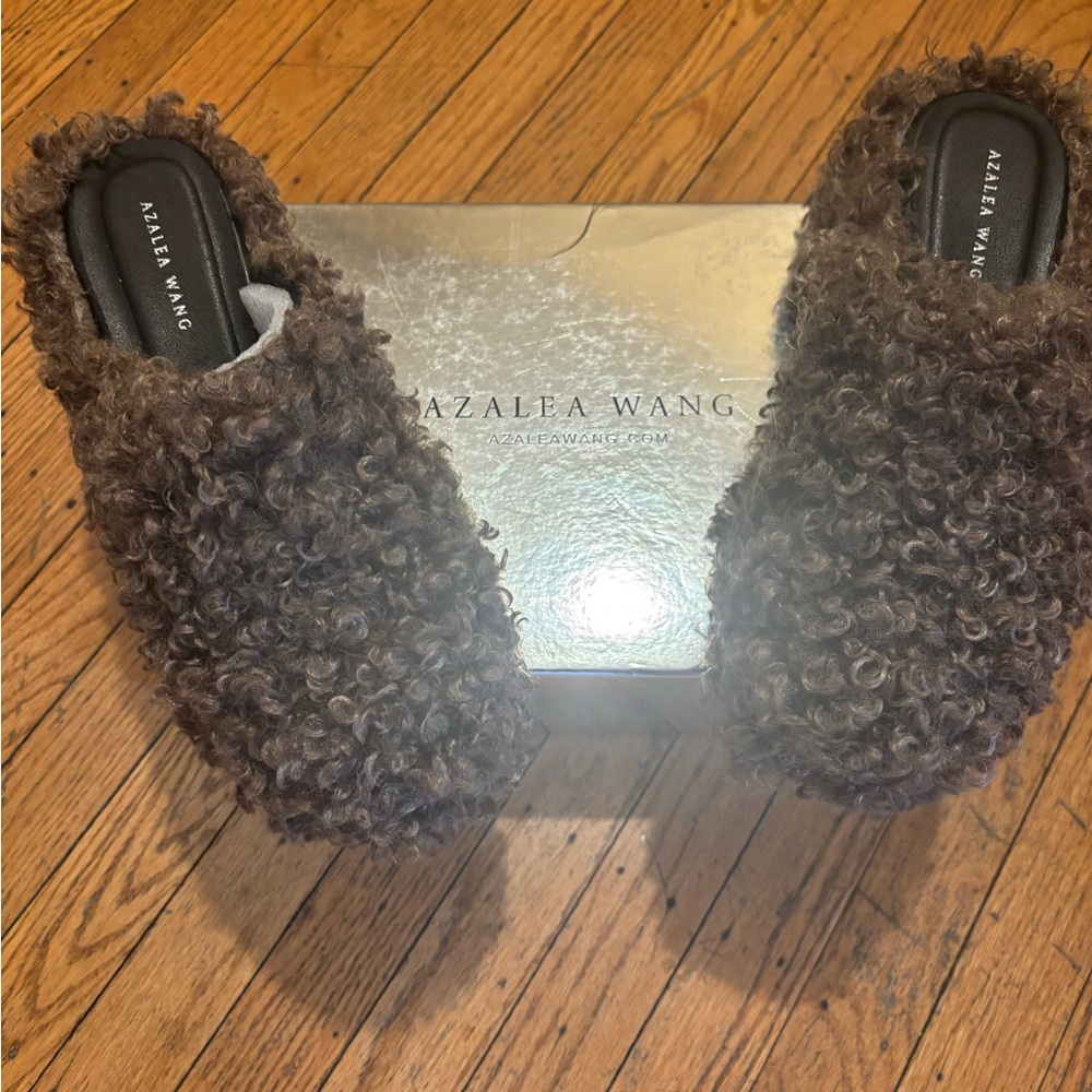 Azalea Wang Cozy Brown Fuzzy Mules